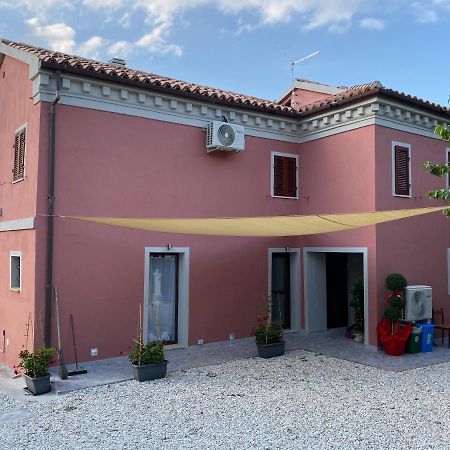 B&B La Grancia Chiaravalle Marche Exterior foto